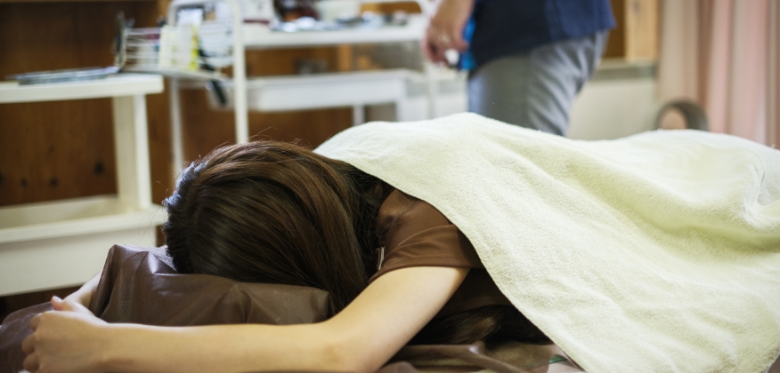 女性の画像